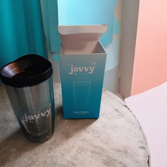 Other - Javvy Transparent Tumbler with Black Lid